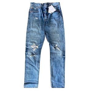 Levi’s 501 Jean revolve (Won’t ship till July- moving)